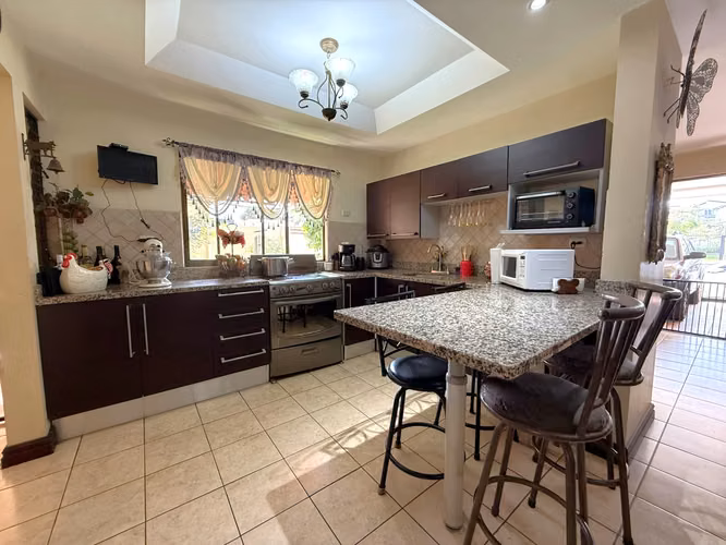 Casa esquinera a la venta I Condominio en La Unión, Tres Ríos. - Imagen 7