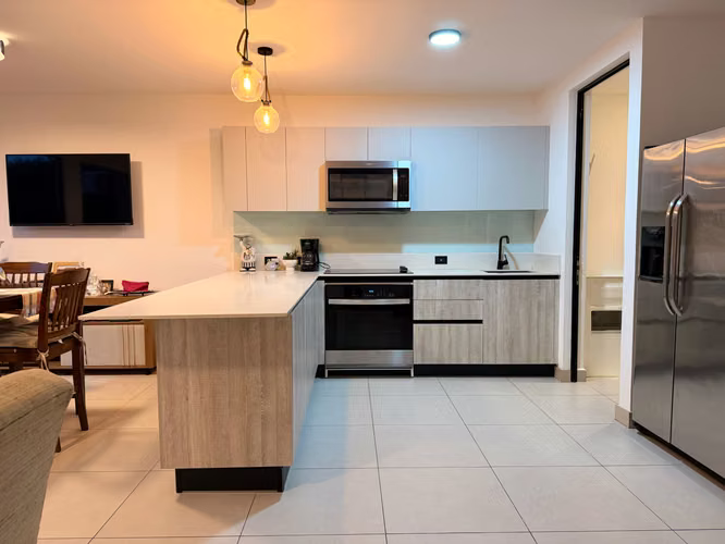 Casa en alquiler en Lindora | Línea blanca + cuota condominal incluida | $2,300 - Imagen 6