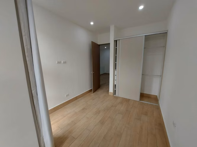 Se alquila casa con línea blanca en Lindora. - Imagen 17