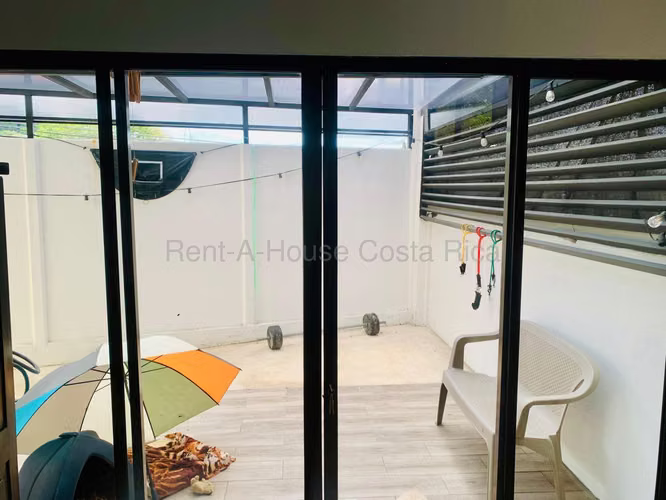 Casa en Venta en Condominio Tirrases Curridabat – Seguridad, Comodidad y Estilo - Imagen 9