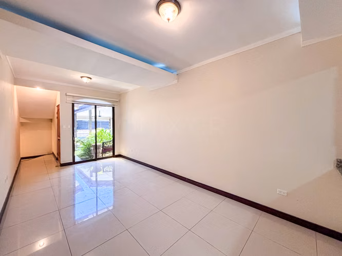 VENTA APARTAMENTO EN PRIMER PISO EN CURRIDABAT CON JARDÍN - Imagen 19