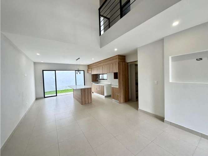 Venta | Casa Contemporánea Nueva, 4 habitaciones (1 en primer piso) - Imagen 5