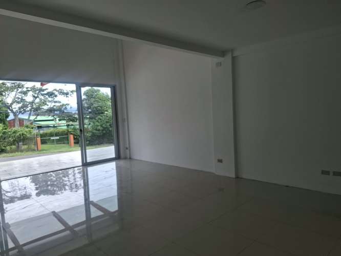 Alquiler local comercial en Plaza Comercial Piedades de Santa Ana - Imagen 4