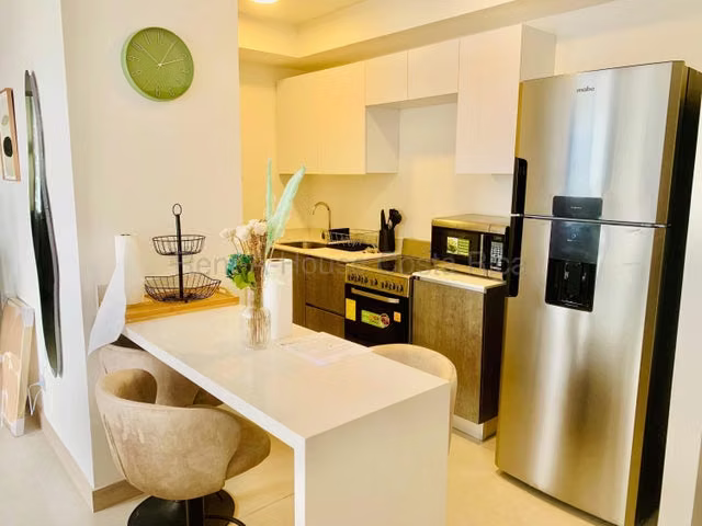 Alquiler de Apartamento Moderno AMUEBLADO en San Sebastián, San José. - Imagen 8