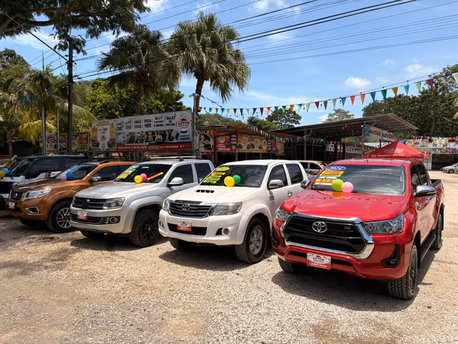 TOYOTA HILUX SRV-2024-AUTO-TDI- - Imagen 9