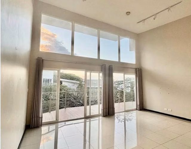 Apartamento con Hermosa Vista en Alquiler | Río Oro, Santa Ana - Imagen 3