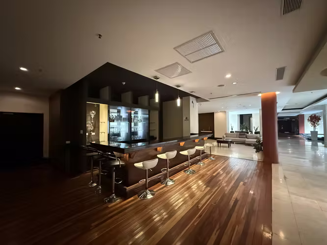 Se alquila apartamento amueblado con línea blanca - Imagen 19