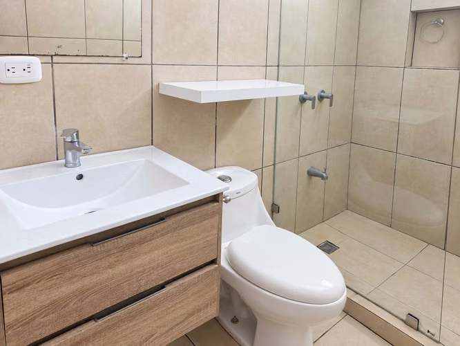 CASA EN ALQUILER | CURRIDABAT, CERCA DE EPA | 750.000 - Imagen 12