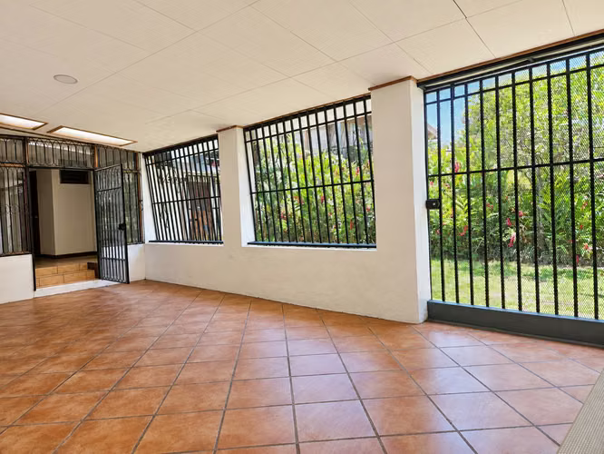 CASA EN ALQUILER | CURRIDABAT, CERCA DE EPA | 750.000 - Imagen 2