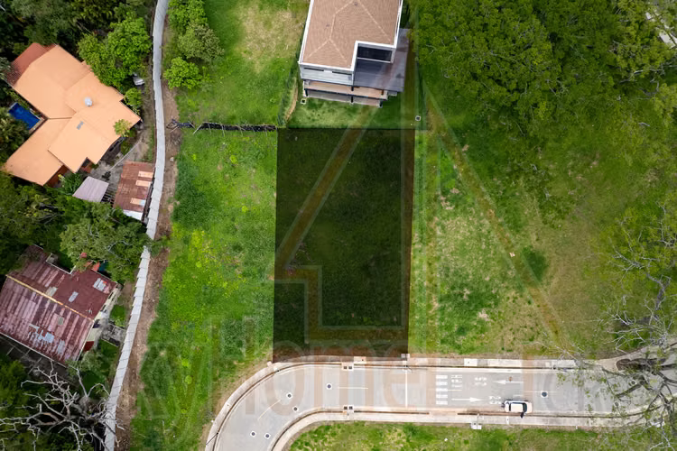 229 / Venta / Lote / Pozos / Condominio exclusivo