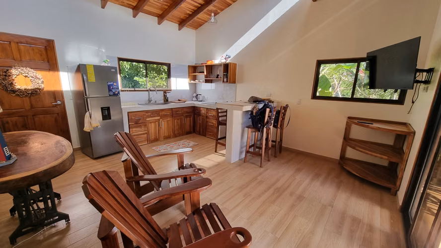 Villa Amueblada de 2 Dormitorios a minutos de las playas en Guanacaste - Imagen 4