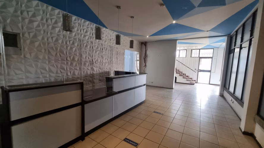 NEGOCIEMOS! Alquiler de Amplio y Hermoso Edificio Comercial en Barrio Escalante - Imagen 5