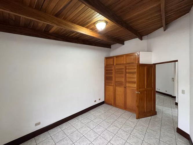 Alquiler apartamento en La Uruca | 2 habitaciones | 1 parqueo - Imagen 11