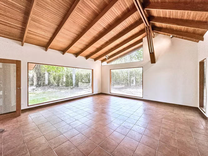 Casa Balinese in Jaboncillos | Large Home & Yard | Escazu Suburban Living - Imagen 8