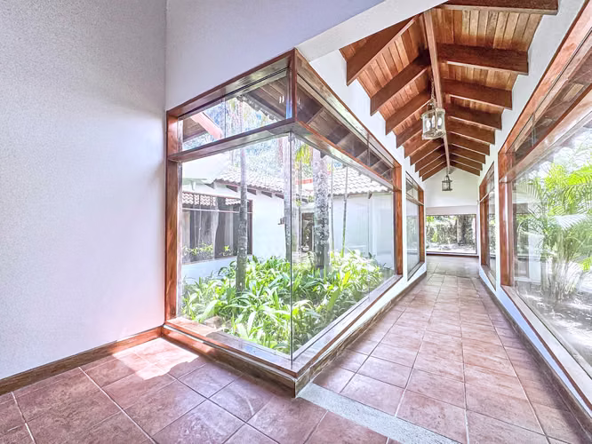 Casa Balinese in Jaboncillos | Large Home & Yard | Escazu Suburban Living - Imagen 2