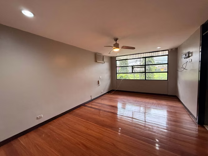 Alquiler de hermosa casa independiente en Trejos Montealegre, Escazú