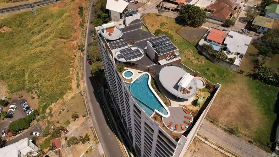 Lujoso apartamento en tercer piso de torre en Sabana Norte - Imagen 9