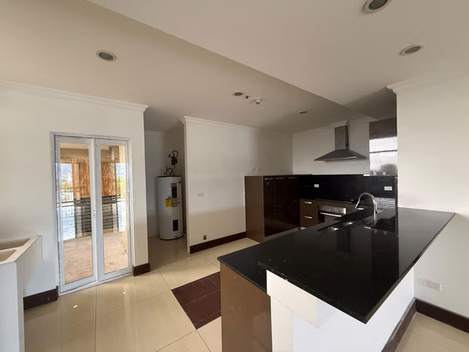 Alquiler apartamento en Torres del Lago, Sabana Sur | 2 habitaciones | 138 m² | $1.700 - Imagen 4