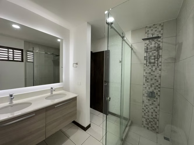 Moravia Urbano | Inversión con inquilino AAA | Rentando 650 mil - Imagen 3