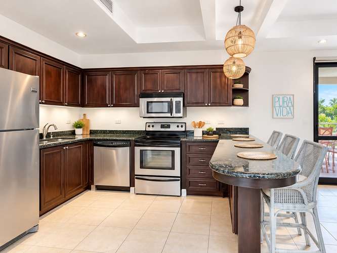 Single-family home inSingle-family home condominium for sale $385,000 