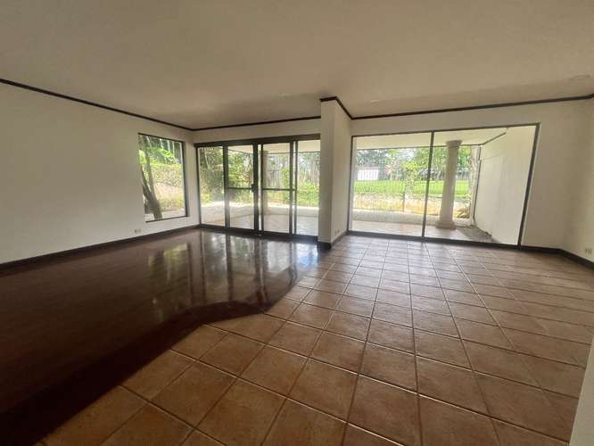 Single-family home inSingle-family home condominium for sale $385,000  - Imagen 11