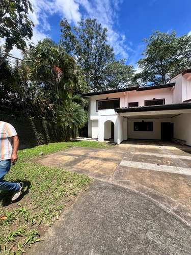 Single-family home inSingle-family home condominium for sale $385,000  - Imagen 4