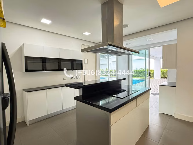 Casa en Condominio San Rafael de Escazu. - Imagen 5