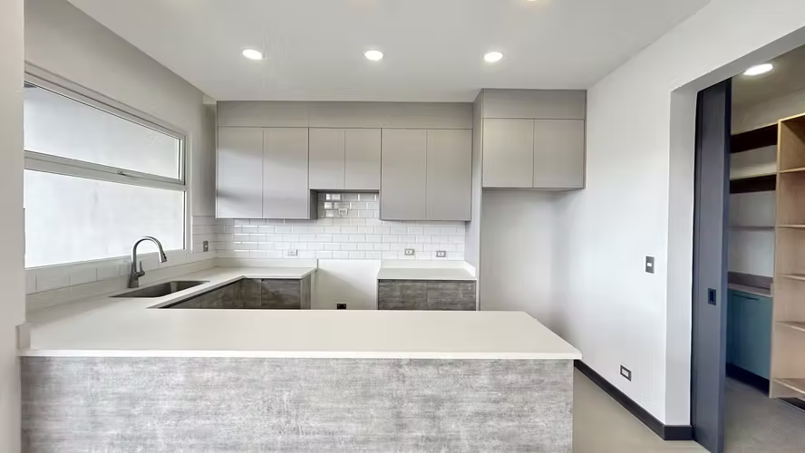 ALQUILER de APARTAMENTO | ELEGANCIA, VISTA Y EXCLUSIVIDAD EN GUACHIPELÍN NORTE, ESCAZÚ - Imagen 3