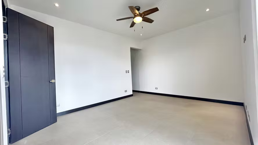 ALQUILER de APARTAMENTO | ELEGANCIA, VISTA Y EXCLUSIVIDAD EN GUACHIPELÍN NORTE, ESCAZÚ - Imagen 11