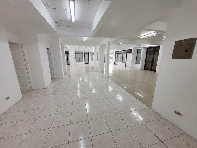 Edificio comercial en ubicación estratégica – Ciudad Quesada, San Carlos - Imagen 5