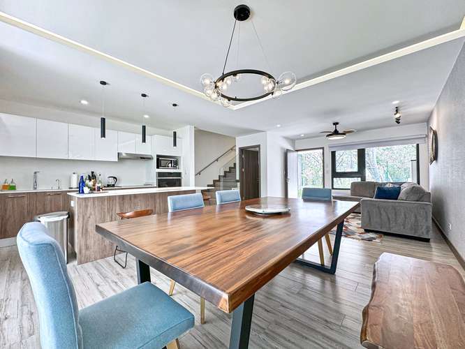Casa Bosque Vistas Escazu home in Gated Community-Pool-Gym - Imagen 3