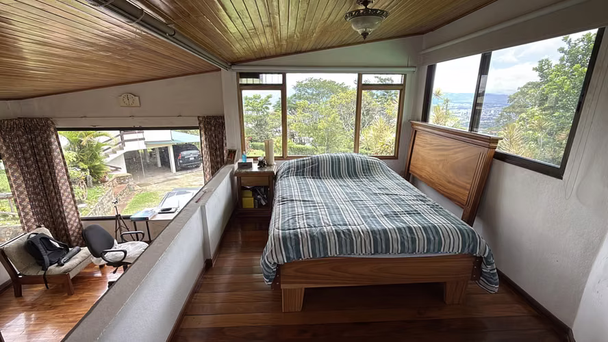 Dos casas y 4.304 m² en San Antonio de Escazú - Imagen 11