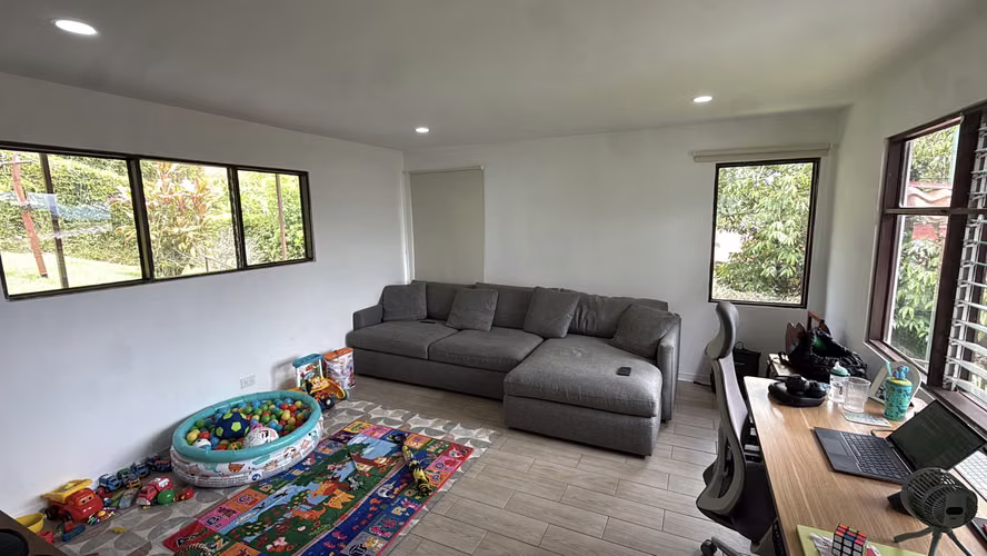 Dos casas y 4.304 m² en San Antonio de Escazú - Imagen 9