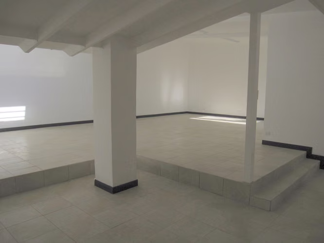 Casa de una planta / uso de suelo comercial / para oficina o comercio en Rohrmoser Pavas - Imagen 14