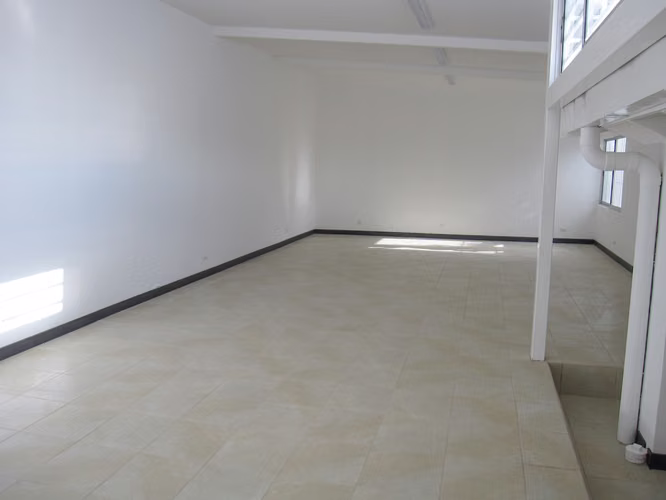 Casa de una planta / uso de suelo comercial / para oficina o comercio en Rohrmoser Pavas - Imagen 15