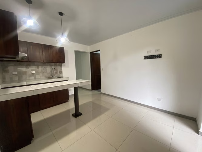 ALQUILER APARTAMENTO HEREDIA SAN PABLO INCLUYE PARQUEO AGUA E INTERNET - Imagen 6