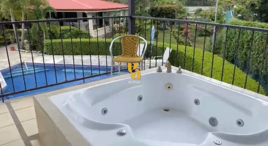 Alquiler de amplia casa tipo Quinta de 2,500m2 en Turrúcares - Imagen 19