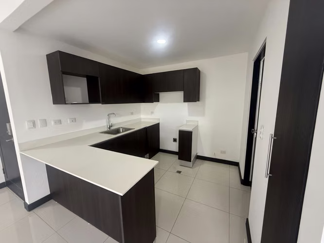 ALQUILER HEREDIA BELEN LINDORA APARTAMENTO PLANTA BAJA - Imagen 6
