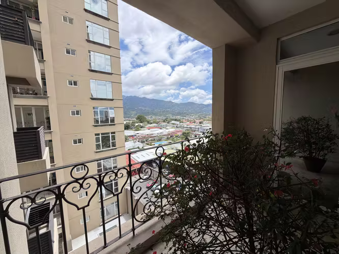 Venta / Alquiler Apartamento de 218 m2 habitables - Imagen 12