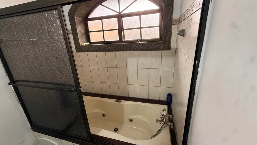 Casa de 3 habitaciones y jardín interior en Real Cariari - Imagen 7