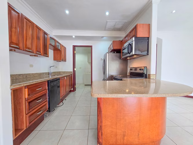 Apartamento de 219 m2 de 3 habit. + oficina y vista en San Rafael Escazú - Imagen 5