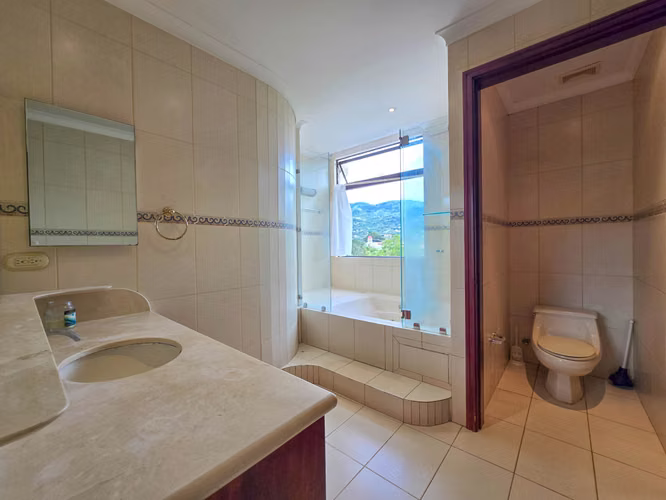 Apartamento de 219 m2 de 3 habit. + oficina y vista en San Rafael Escazú - Imagen 10