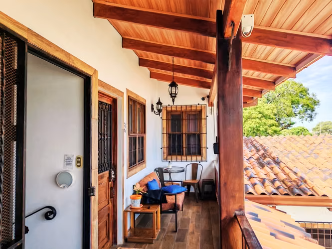 Apartamento tipo estudio amueblado en alquiler en Barrio Condega, Liberia - Imagen 7