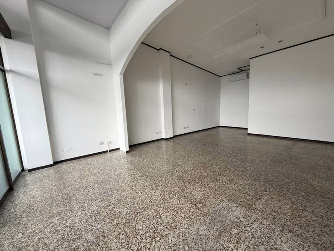 Oficina o local 50m2 en Escazu san Rafael - Imagen 9