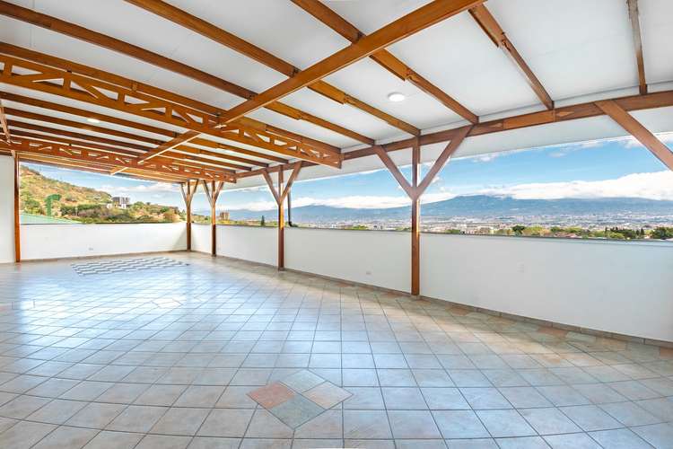 SE VENDEN DOS HERMOSAS CASAS DENTRO DE PROPIEDAD EN CONDOMINIO, ESCAZU - Imagen 7