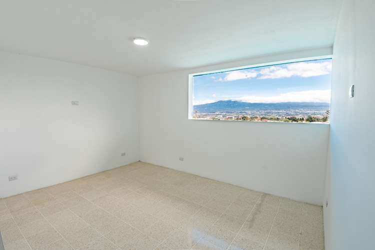 SE VENDEN DOS HERMOSAS CASAS DENTRO DE PROPIEDAD EN CONDOMINIO, ESCAZU - Imagen 4