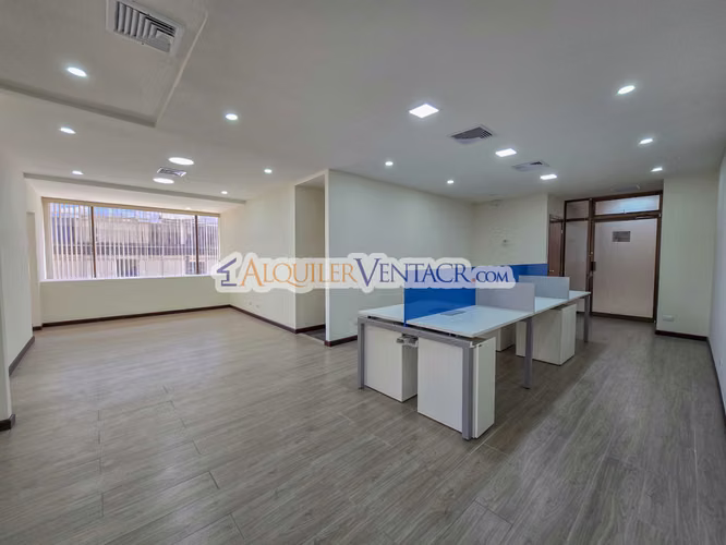 OFICINA DE 162 M2 EN TORRE OFICENTRO LA SABANA - Imagen 13