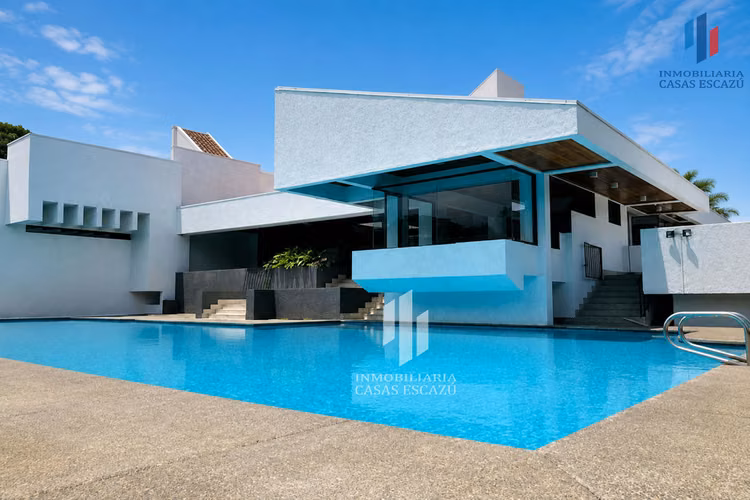 Alquiler de hermosa Casa en Escazú, para Restaurant, Oficinas, Hospedaje, etc - Imagen 18