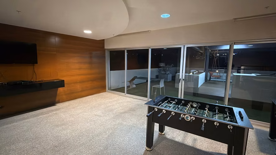 Apartamento con balcón y vista verde en Azenza, La Uruca - Imagen 16