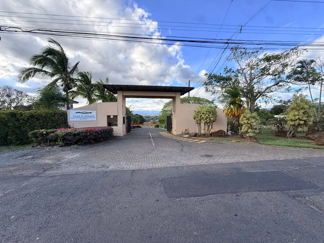 Lote de 1.641 m² con cancha en Quintas El Dorado, La Guácima - Imagen 9